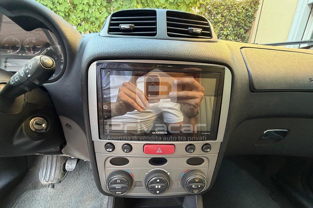 ALFA ROMEO 147 1.9 JTD M-JET 16V 5 porte Black Line