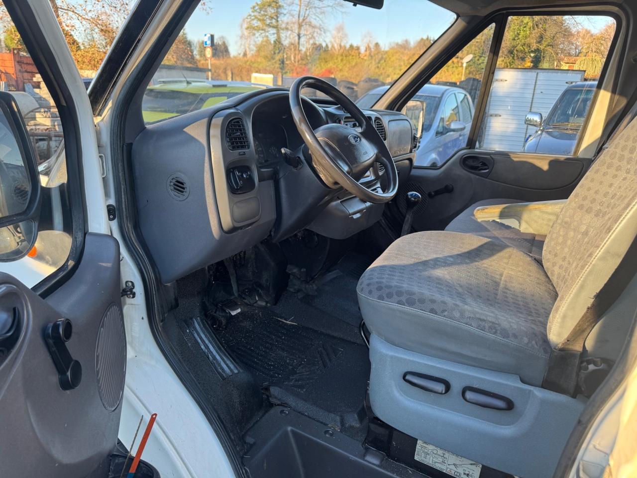 Ford Transit/Tourneo/Bus Transit 330 2.4 TD/90 RIBALTABILE TRE LATERALI