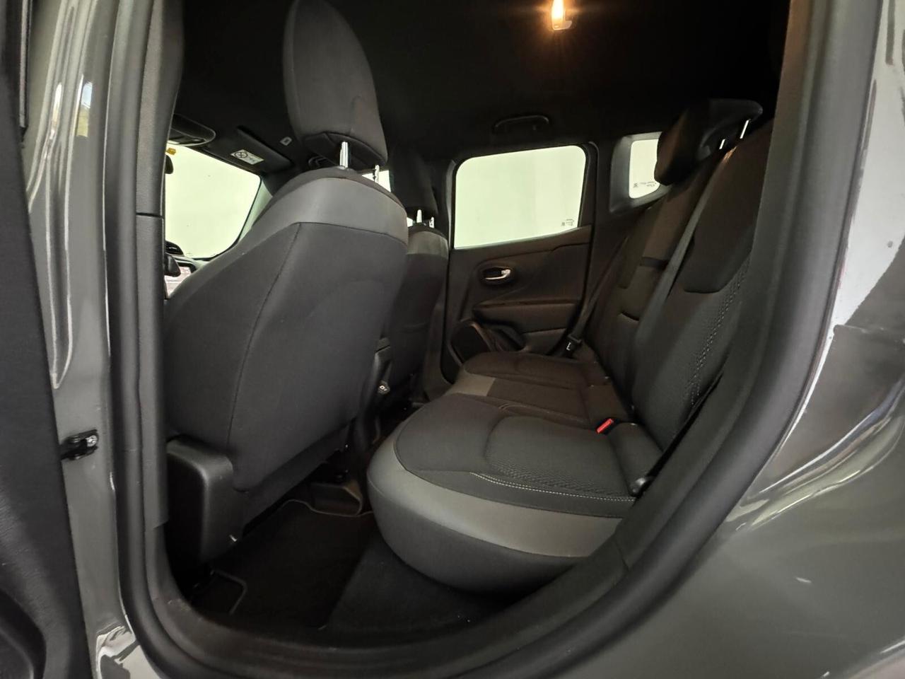 Jeep Renegade 1.6 Mjt 130 CV S