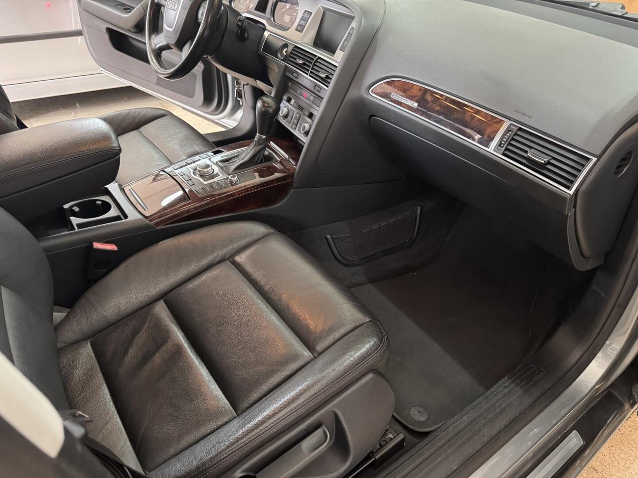 AUDI A6 Avant 3.0 TDi 232 cv. PELLE-NAVI