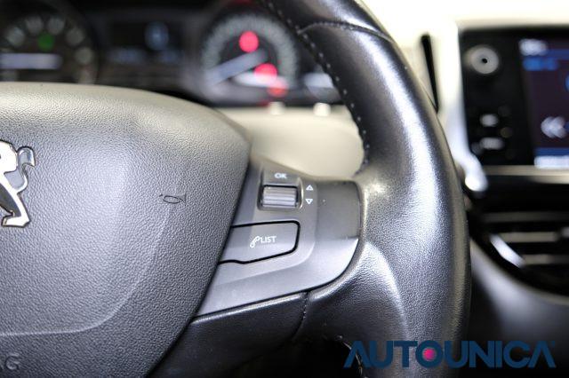 PEUGEOT 208 PURETECH 82CV 5 PORTE ACTIVE NEOPATENTATI