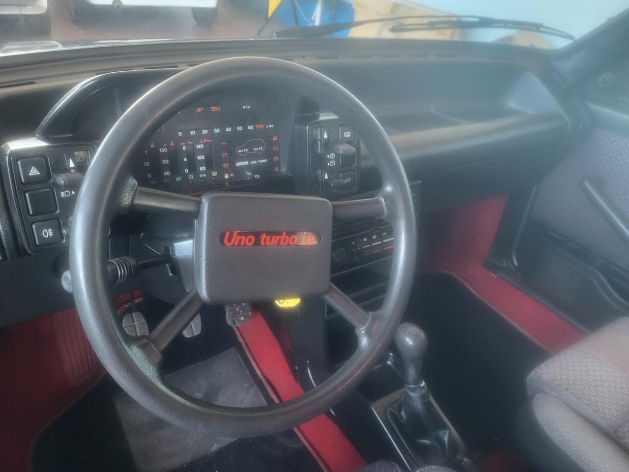 FIAT UNO TURBO PRIMA SERIE