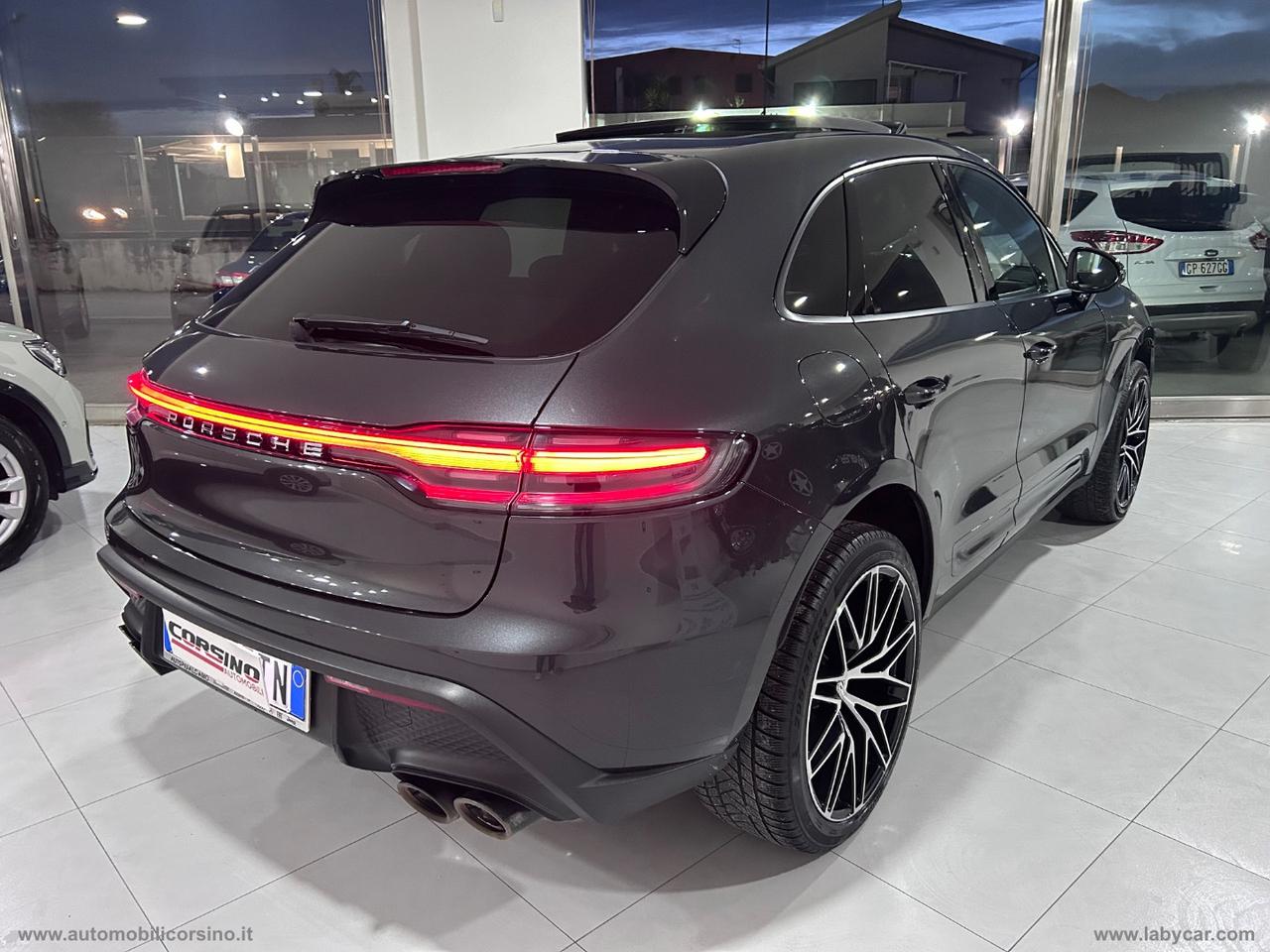 PORSCHE Macan 2.0 T