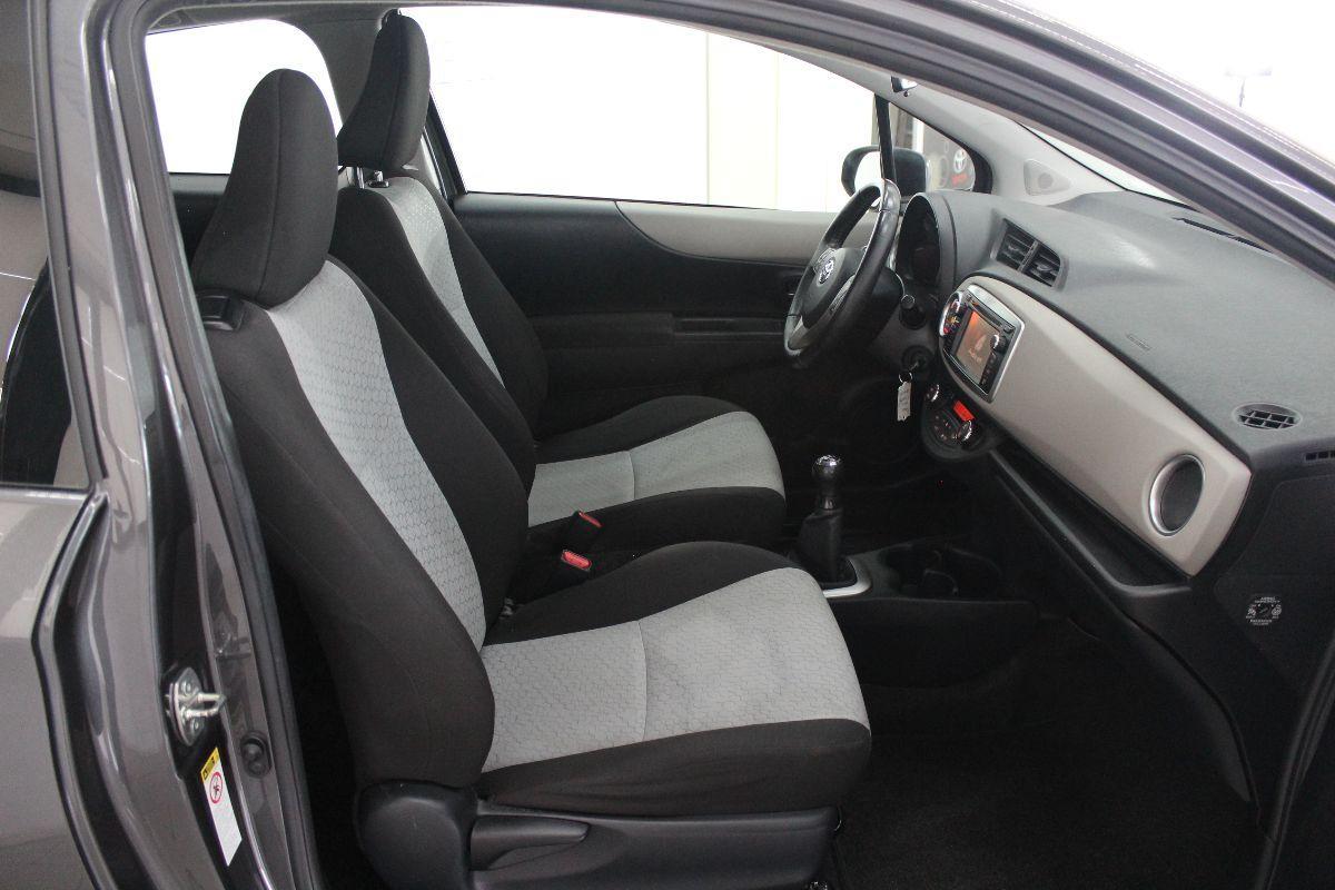 TOYOTA - Yaris - 1.3 3 porte Lounge