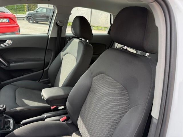 Audi A1 SPB 1.4 TDI Admired S LINE