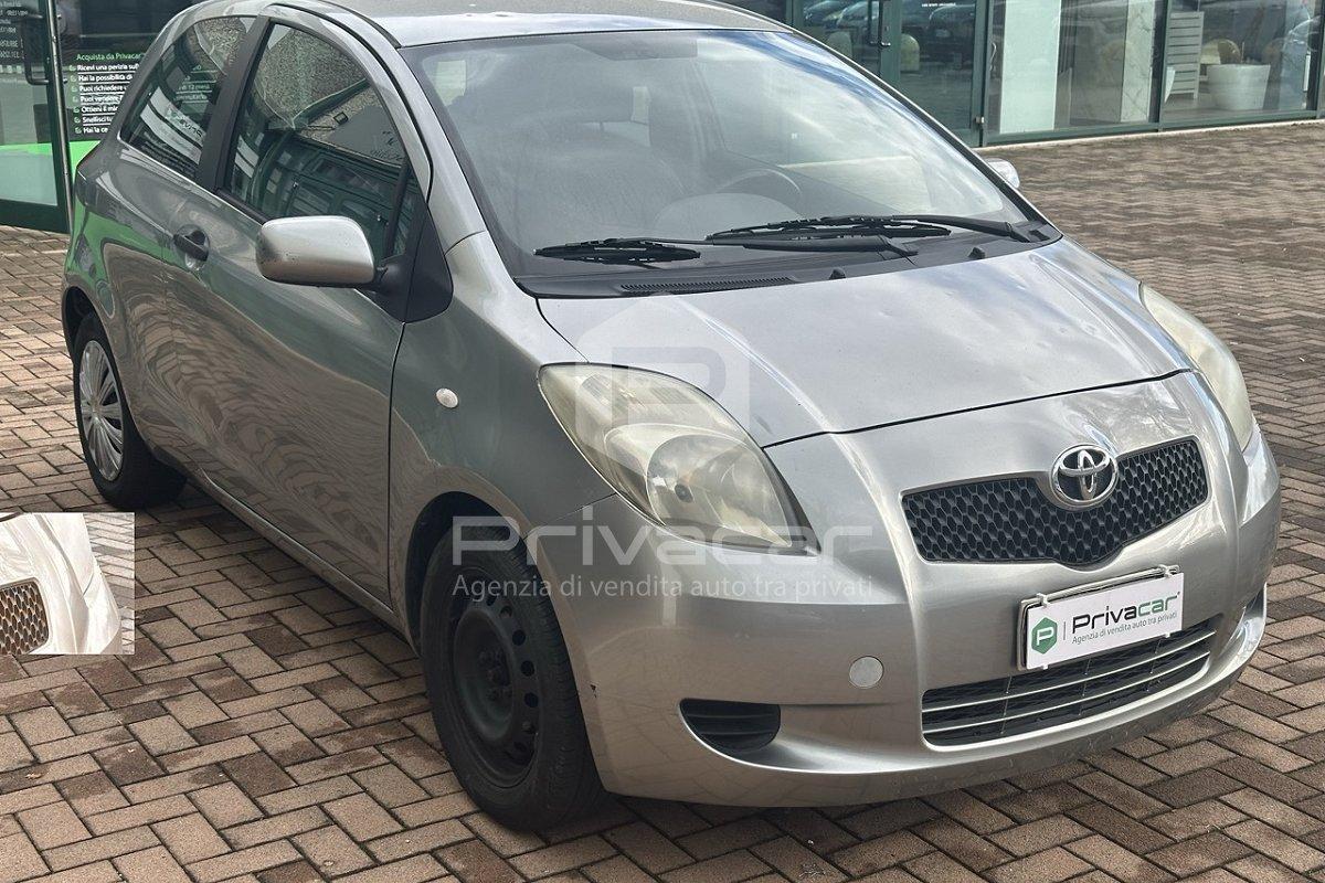 TOYOTA Yaris 1.3 3 porte Luna