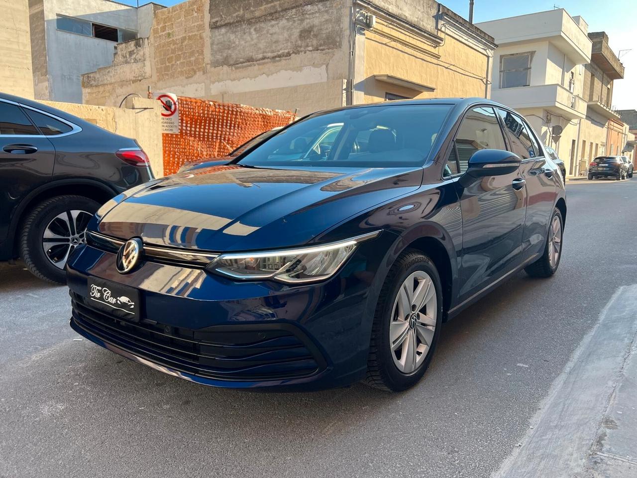 VOLKSWAGEN GOLF VIII 2.0 TDI 150CV DSG NAVI CAM LED AMBIENT ANNO 2021