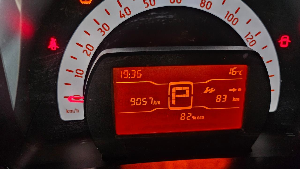 Smart ForTwo EQ Passion KM 9.000!!