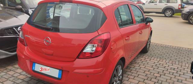 OPEL Corsa 1.2 5 porte Club
