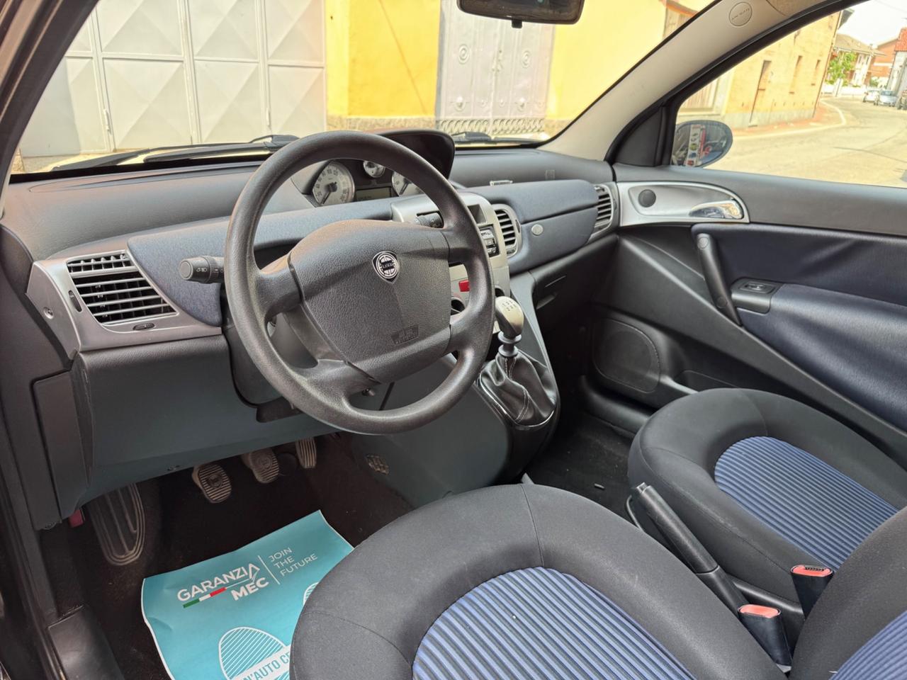 Lancia Ypsilon 1.2 Argento