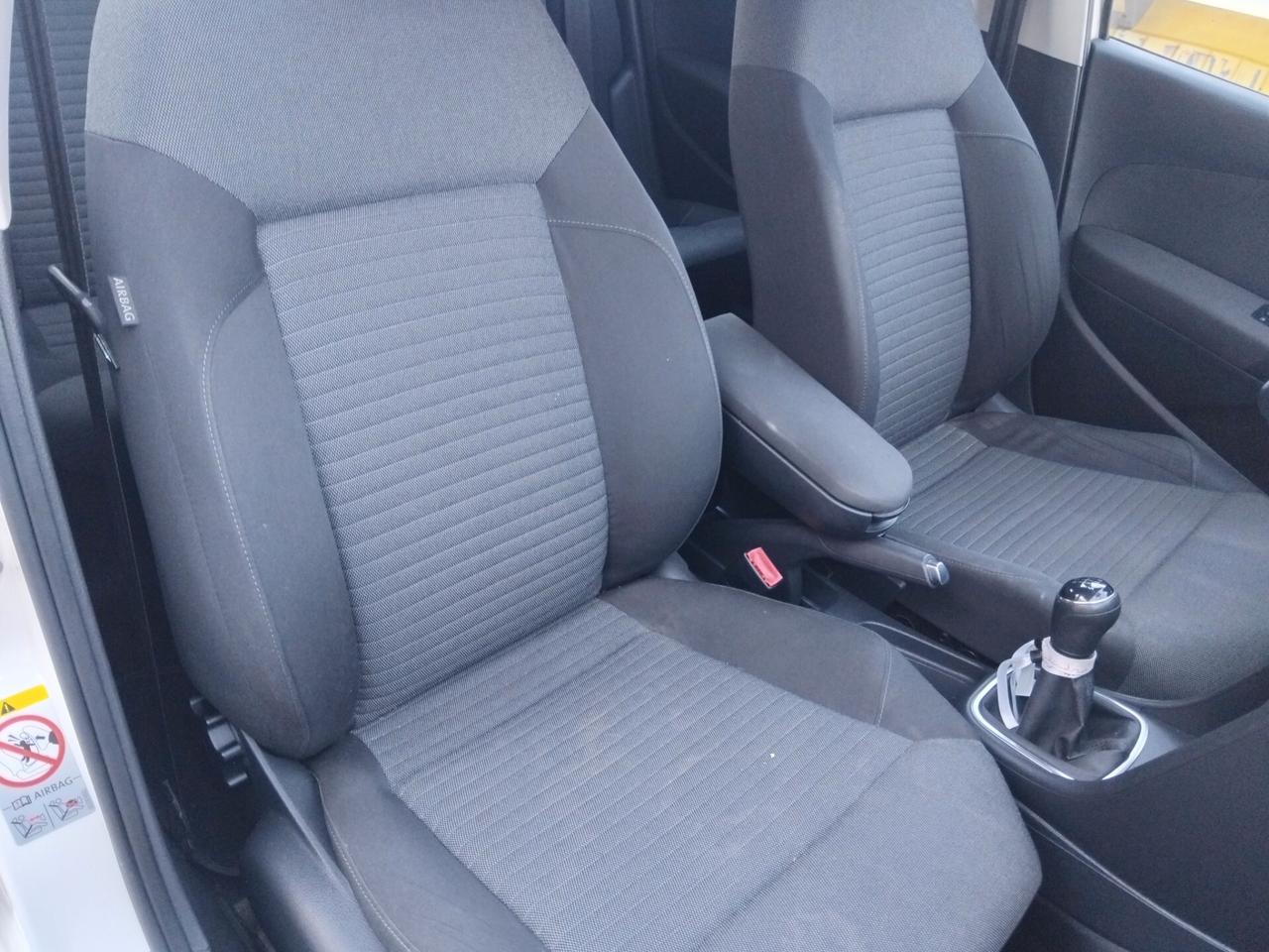 Volkswagen Polo 1.2 benzina