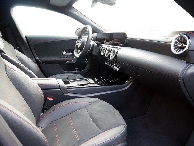 Mercedes-Benz CLA S.Brake CLA 220 d Automatic Shooting Brake AMG Line Advanced Plus