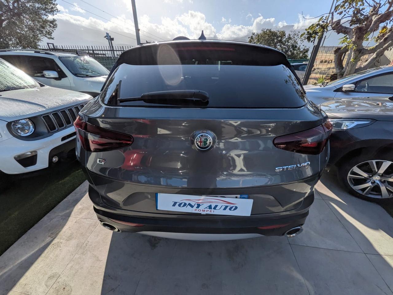Alfa Romeo Stelvio 2.2 Turbodiesel 210 CV AT8 Q4 Super CAMERA
