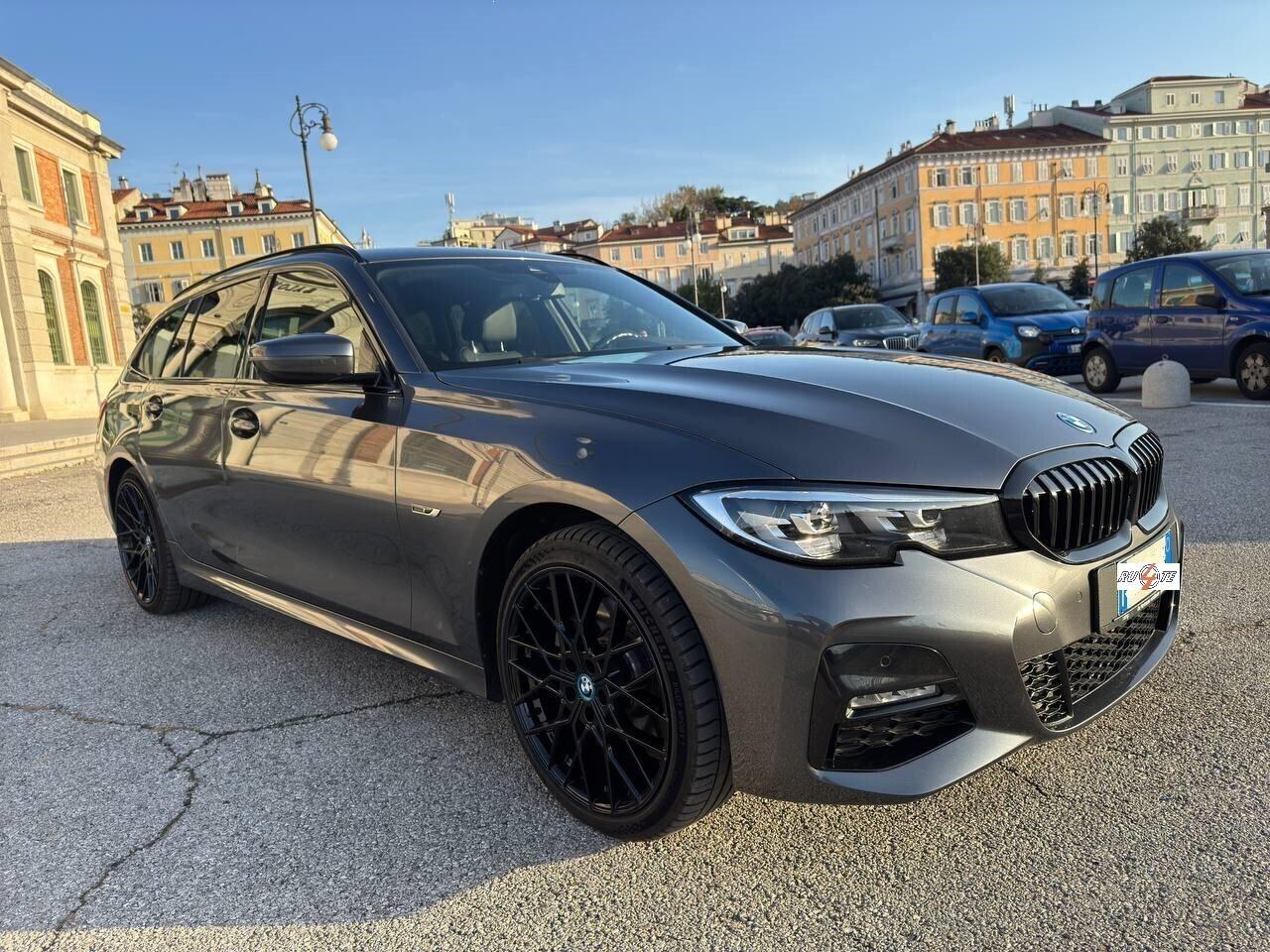 Bmw 320 e Touring M Sport IBRIDA - GANCIO TRAINO