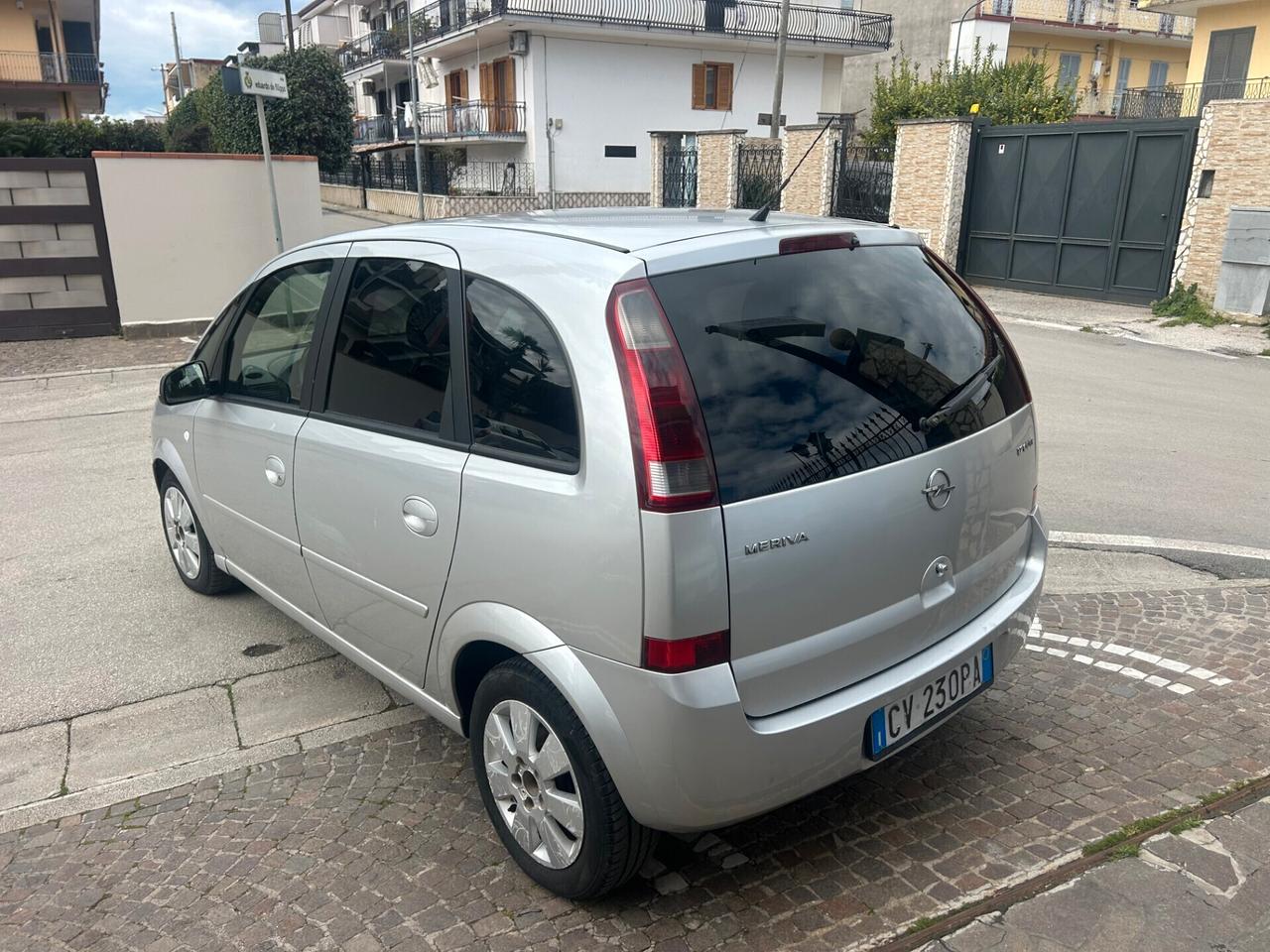 Opel Meriva 1.7 CDTI 101CV Cosmo