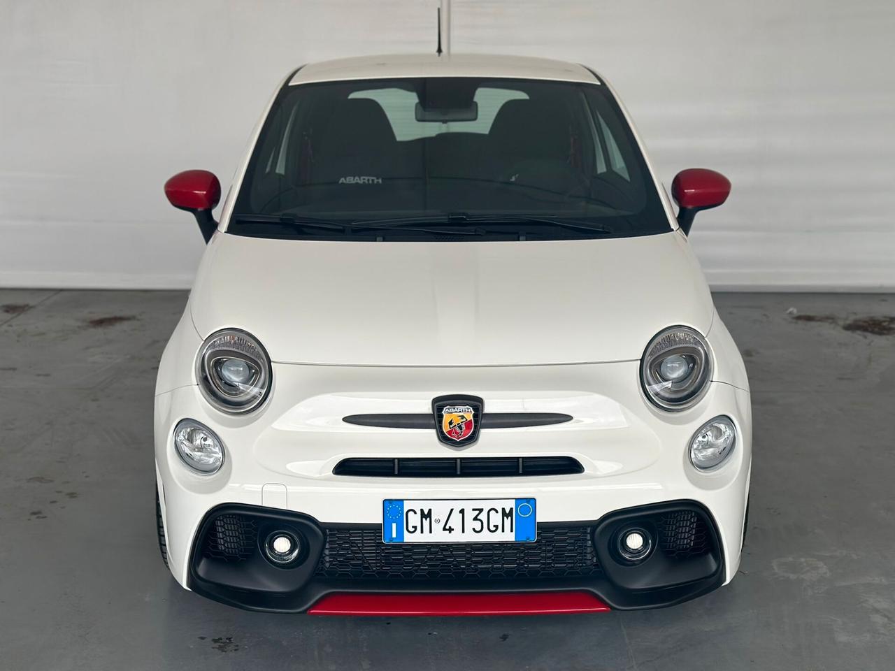 Abarth 695 1.4 180 CV KM0 2023