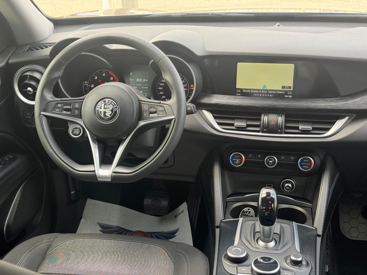 Alfa Romeo Stelvio 2.2 Turbodiesel 160 CV AT8 RWD Business