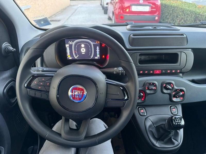 FIAT Panda 1.0 FireFly S&S Hybrid 70cv - Prezzo Reale