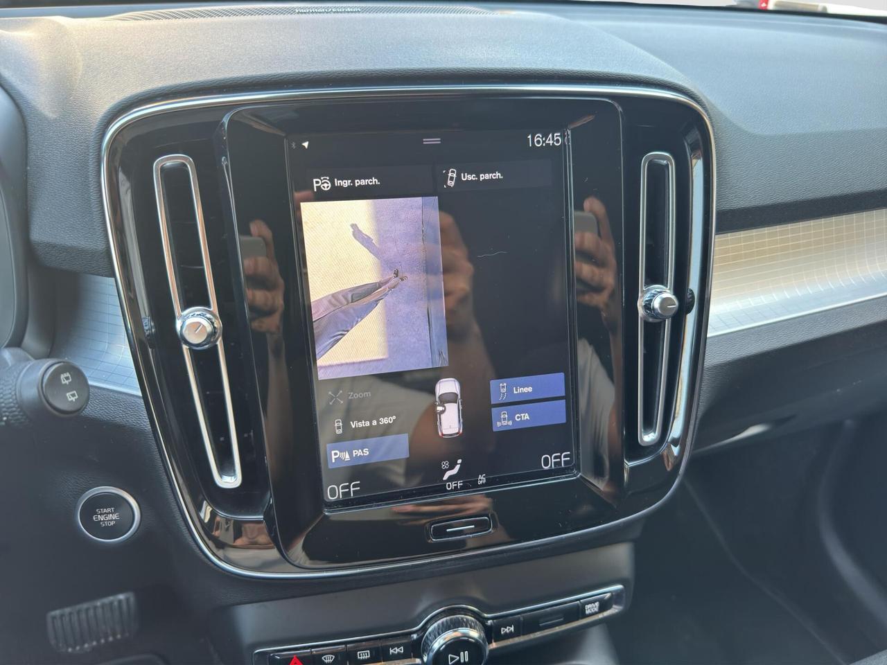 Volvo XC40 2.0 150cv d3 Momentum 2020