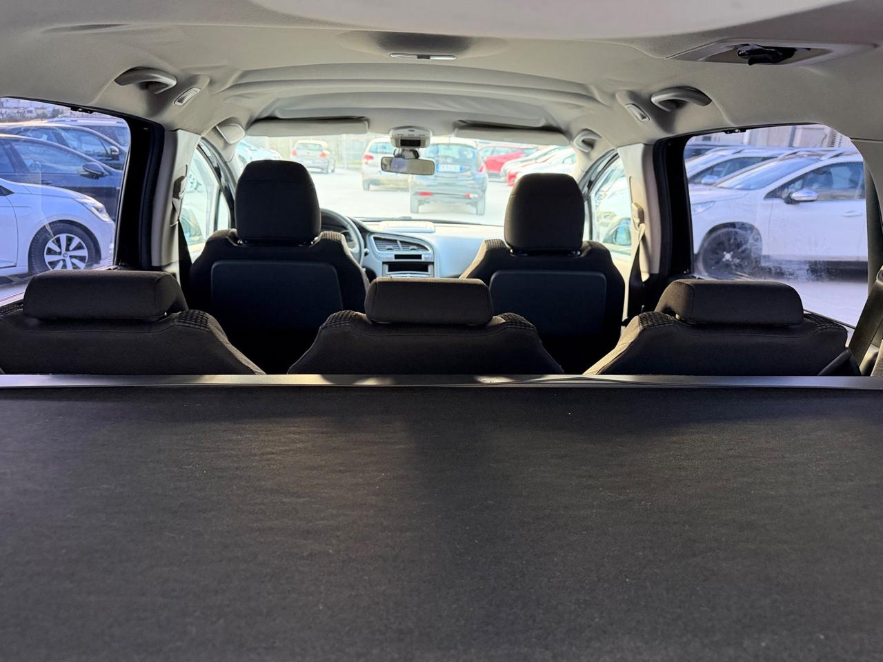 Peugeot 5008 1.6 HDi 112CV Premium