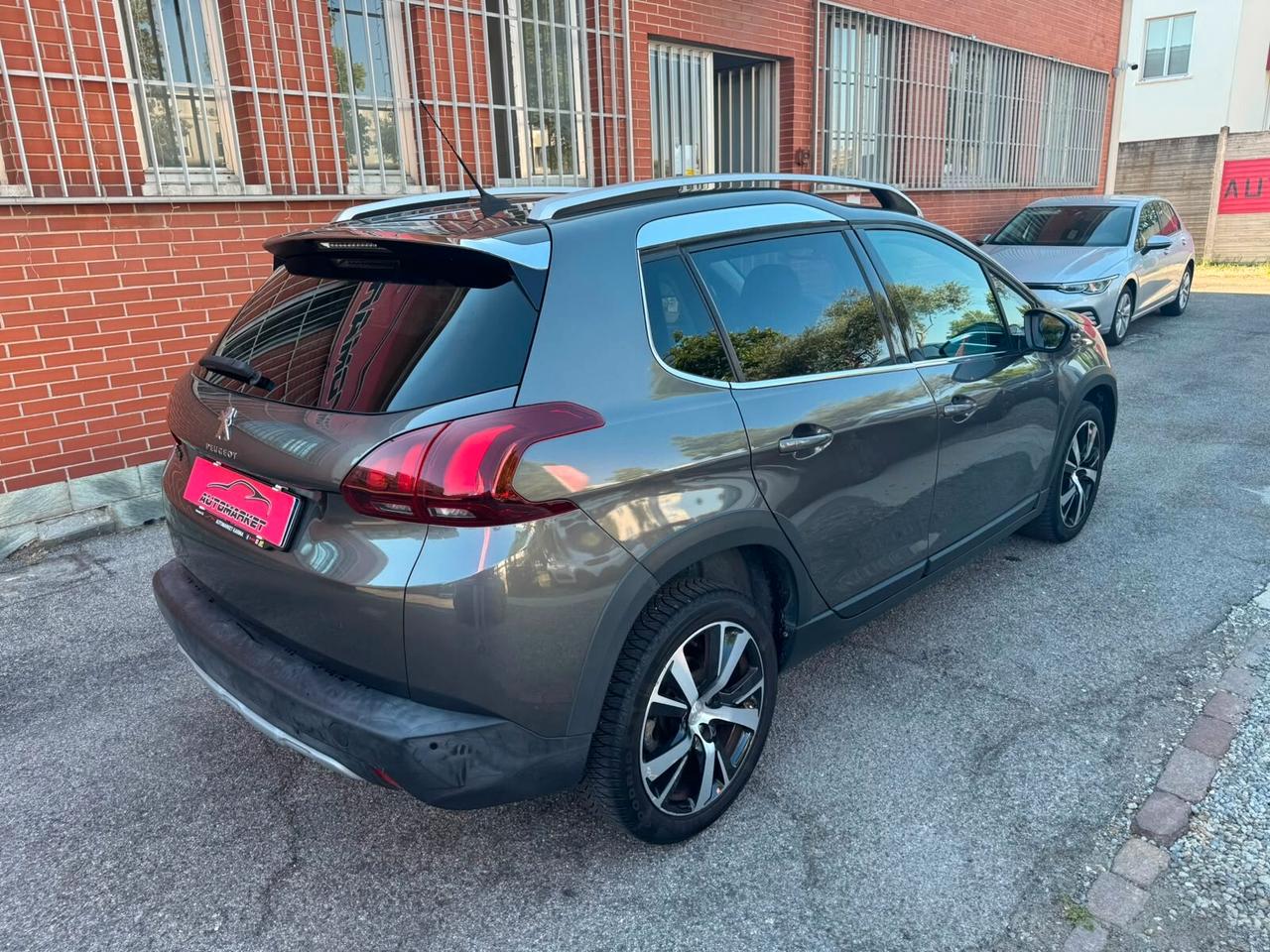 Peugeot 2008 BlueHDi 120 EAT6 S&S Allure