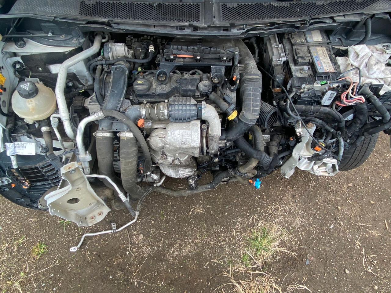 Peugeot 3008 BlueHDi 130 GT Line SINISTRATA