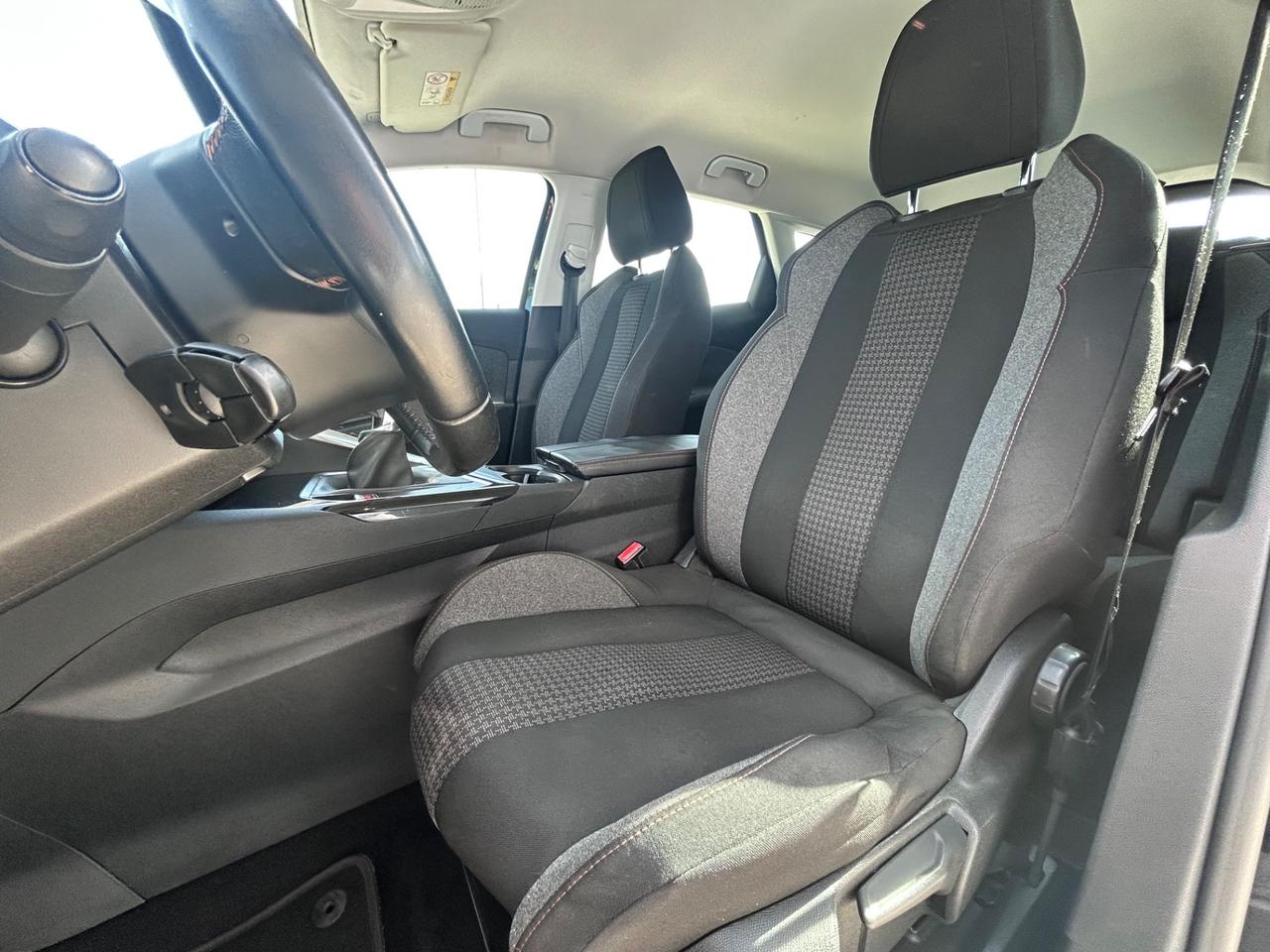 Peugeot 3008 BlueHDi 120 S&S EAT6 Allure