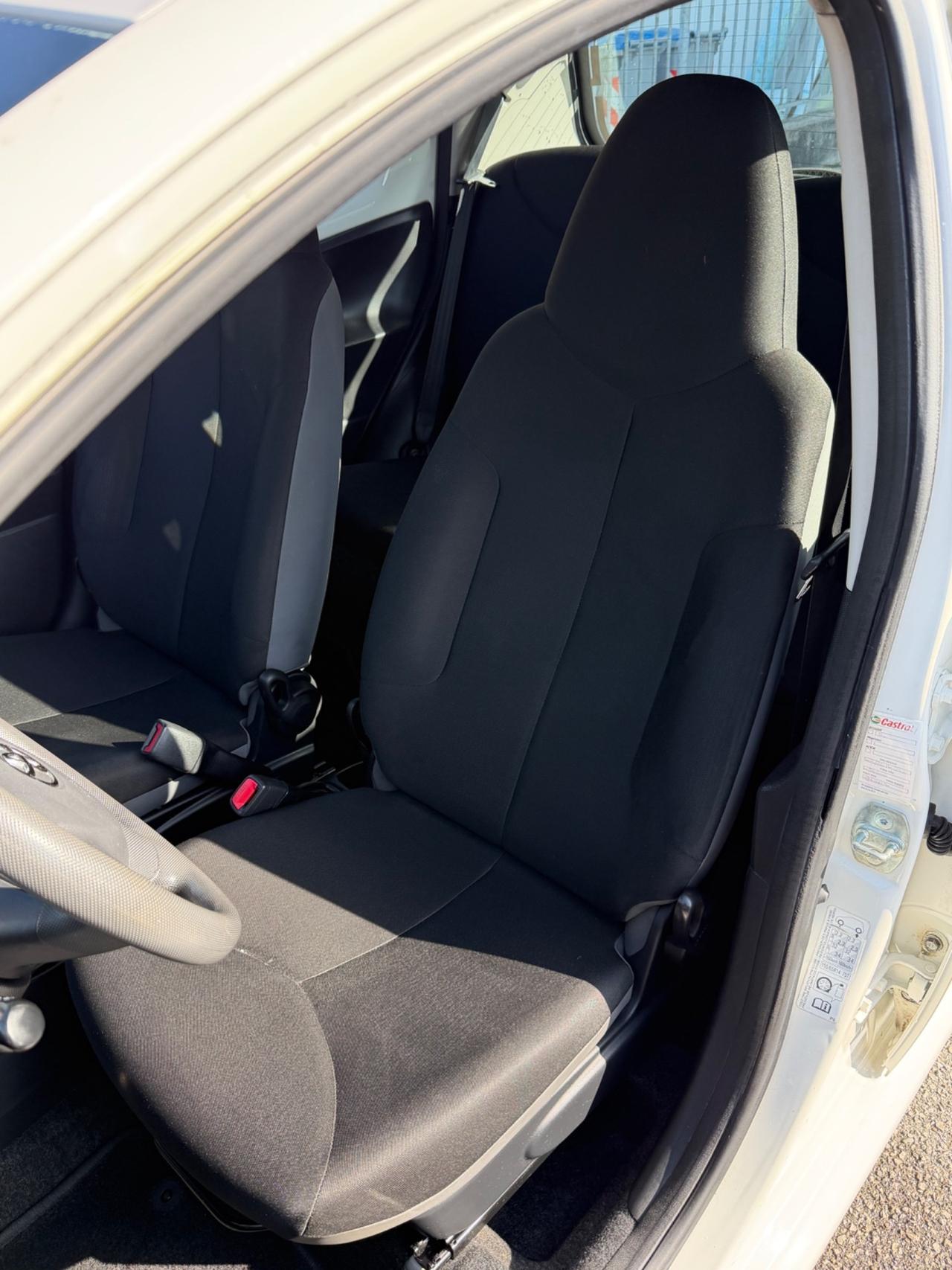 Toyota Aygo 1.0 12V VVT-i 5 porte Connect