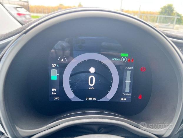 FIAT 500e Icon Berlina 42 kWh / BATTERIA GRANDE