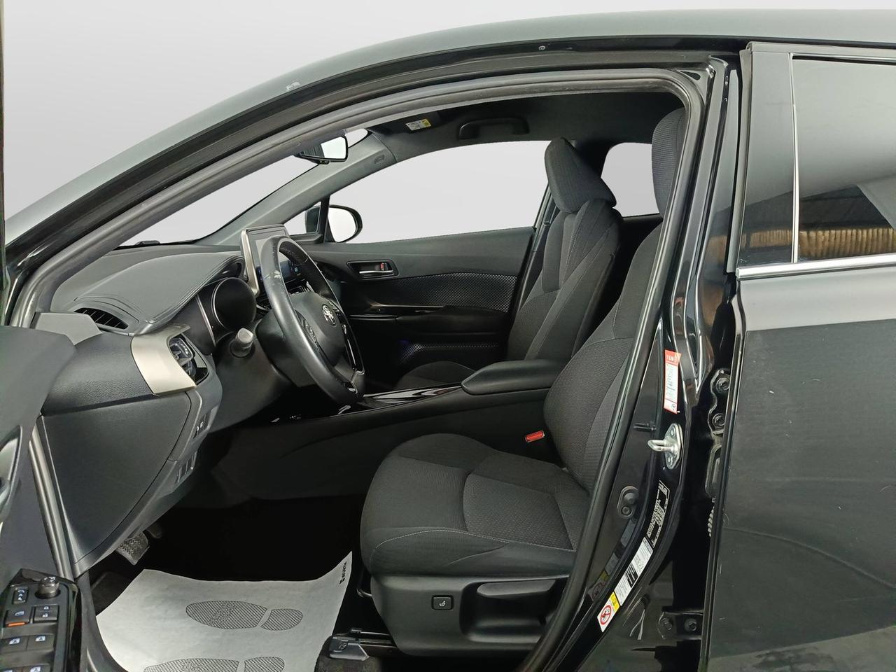 TOYOTA C-HR I 2016 - C-HR 1.8h Trend 2wd e-cvt