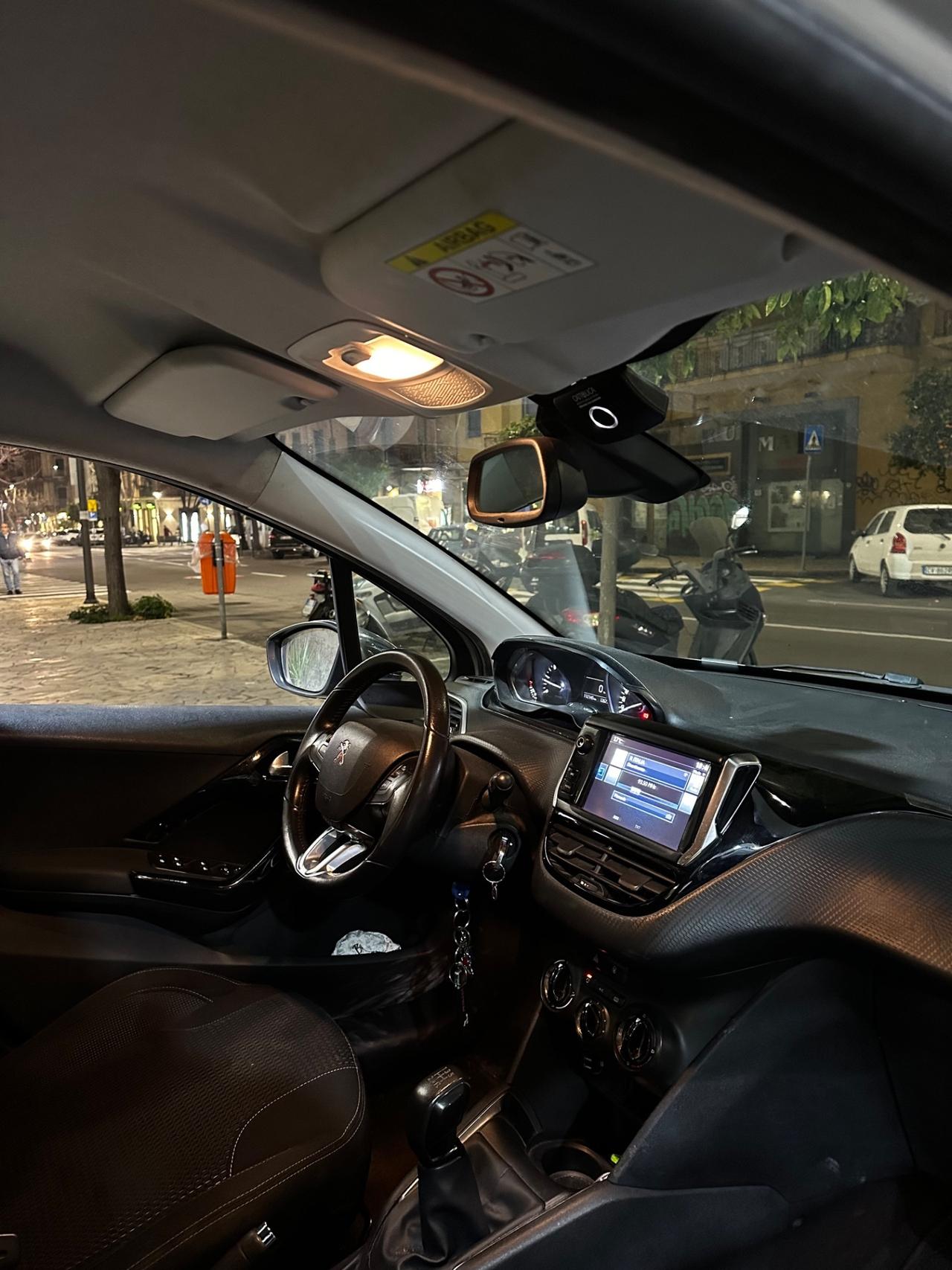 Peugeot 208 BlueHDi 75 5 porte Allure