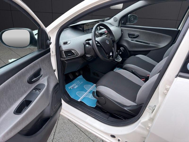 LANCIA Ypsilon 3ª serie Ypsilon 1.2 69 CV 5 po...