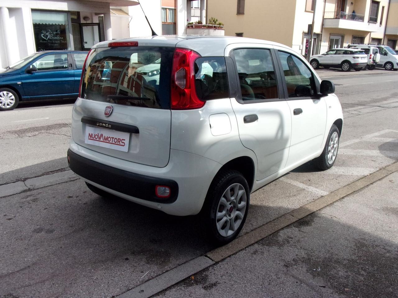 Fiat Panda 0.9 TwinAir Turbo Natural Power Lounge