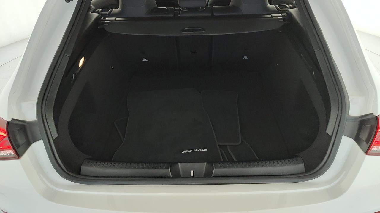 Mercedes-Benz CLA Sh.Brake - X118 - CLA Shooting Brake 200 d Premium 4matic auto