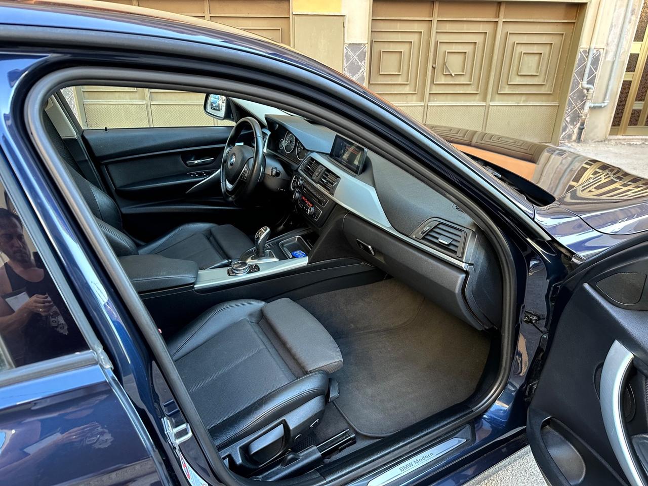 Bmw 325d touring Modern