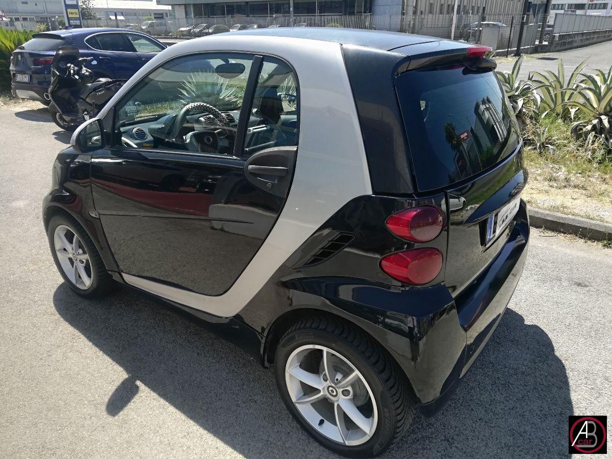 SMART - Fortwo - 800 40 kW coupé pure cdi - ADATTA NEOPATENTATI