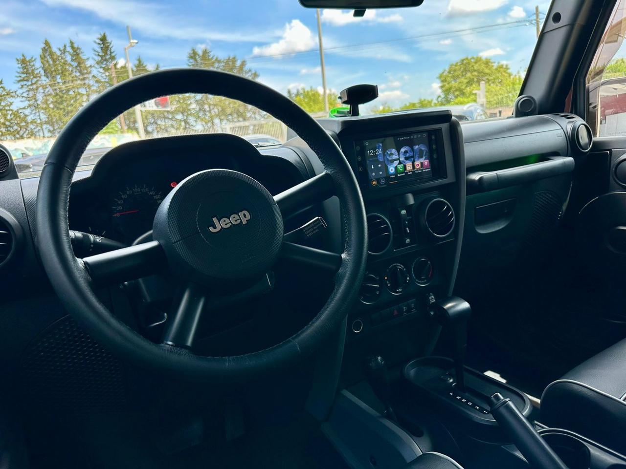 Jeep Wrangler Unlimited 2.8 Auto Sahara Hard-Top