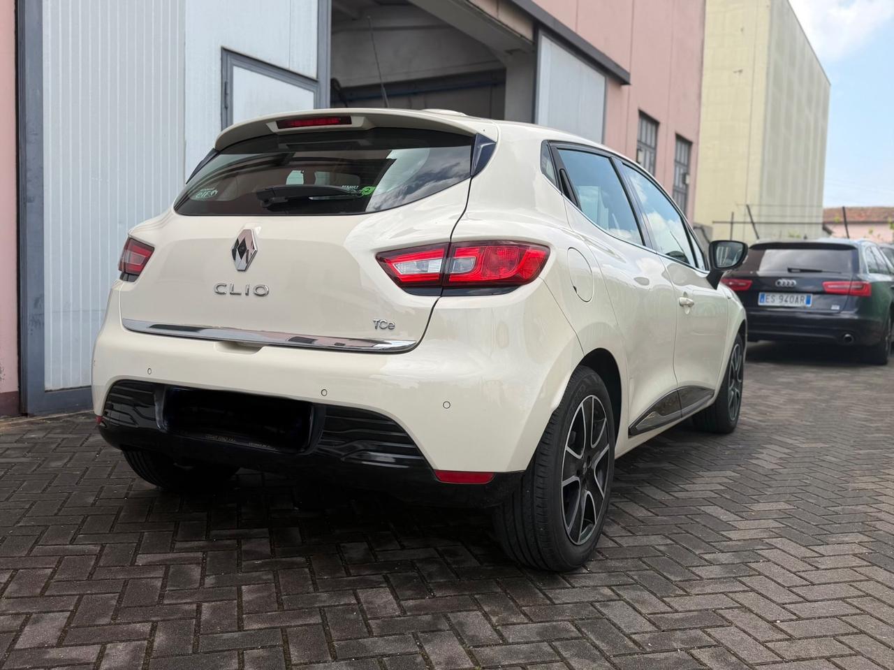 Renault Clio TCe 12V 90CV Start&Stop 5 porte Energy Duel2