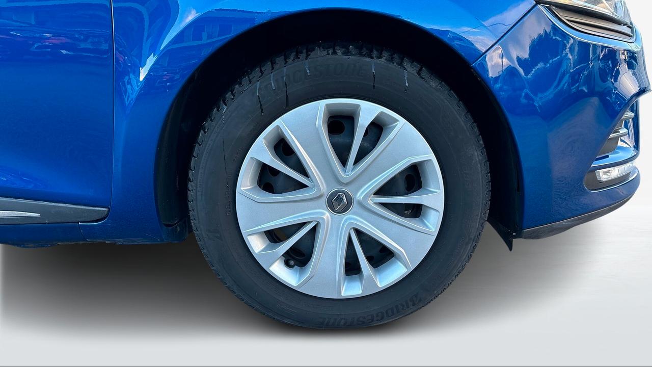 Renault Clio dCi 8V 75 CV 5 porte Moschino Zen