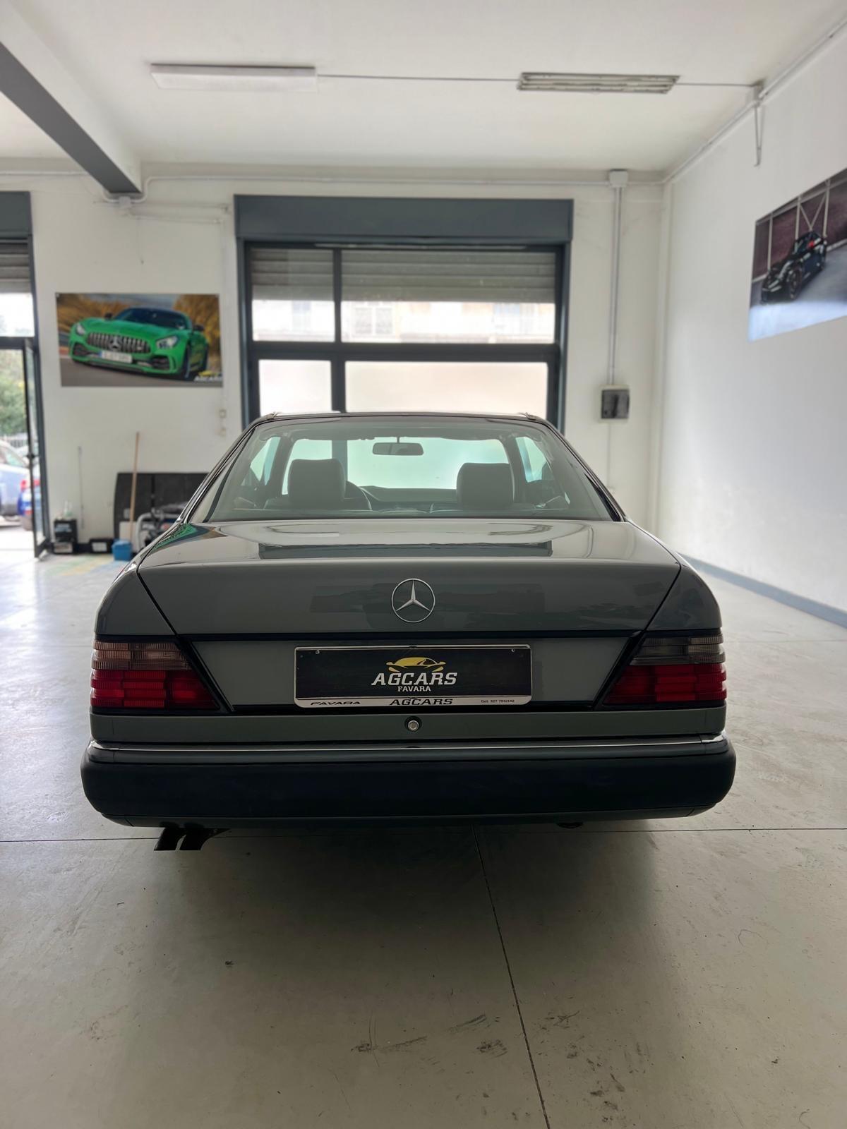 Mercedes-benz E 320 Coupe