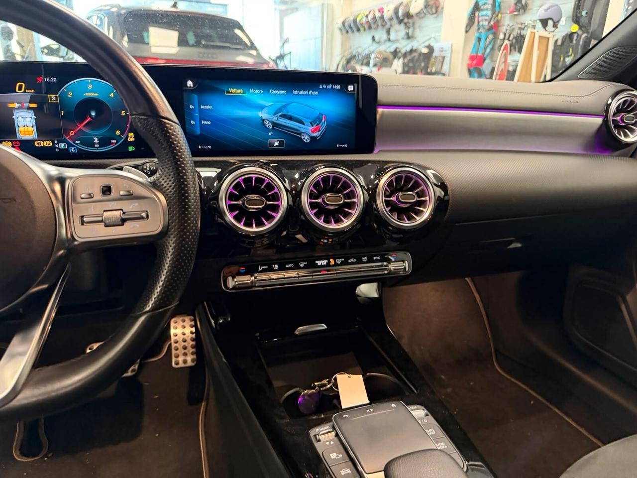 Mercedes-benz A 180 d Automatic Premium