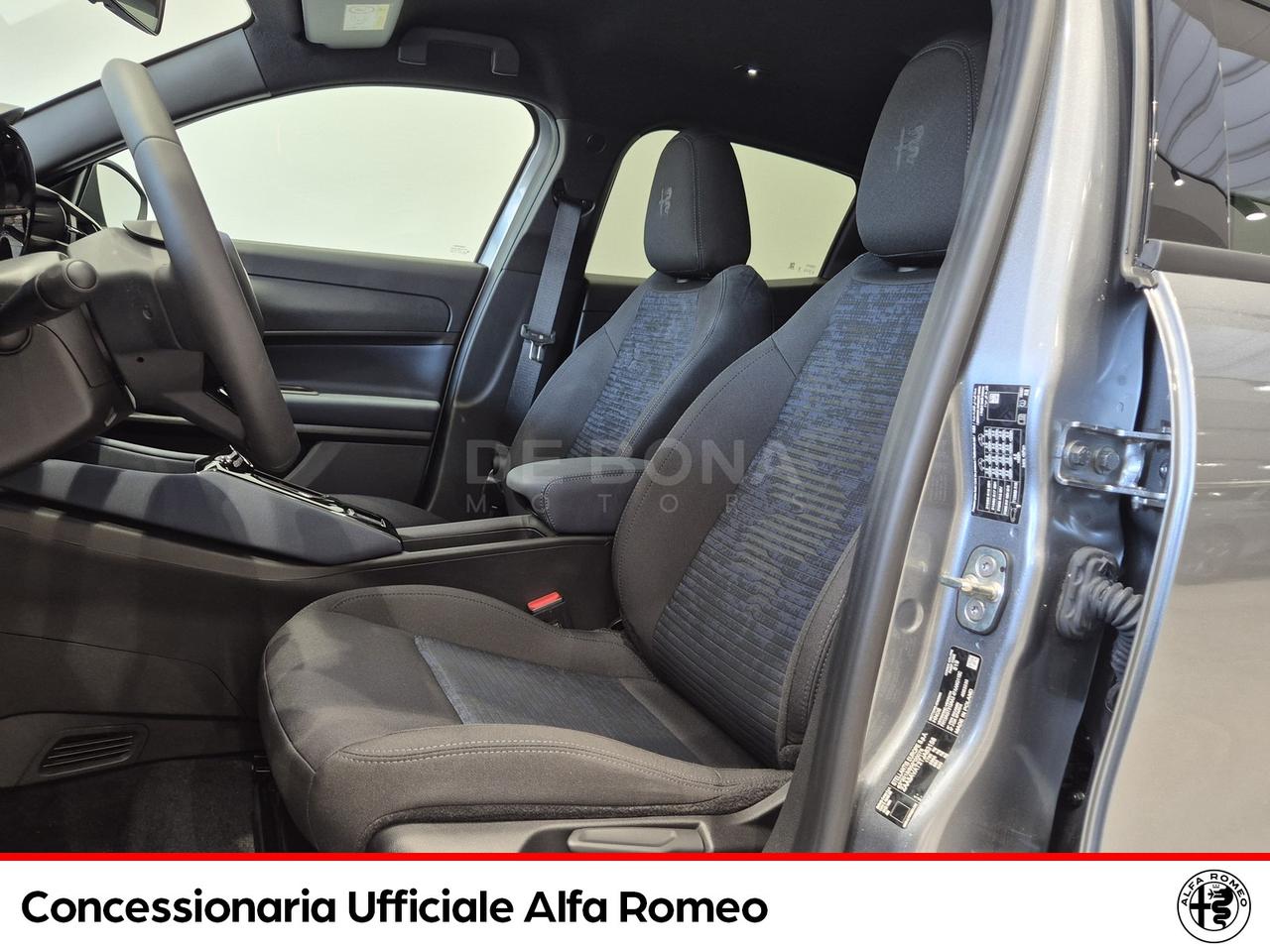 Alfa Romeo Junior 1.2 ibrida sprint 145cv edct6