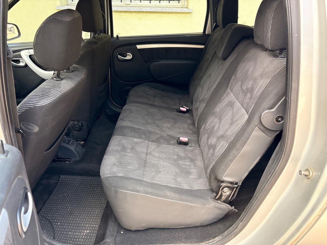 Dacia Logan MCV 1.5 dCi 85CV 7 posti Lauréate 2010
