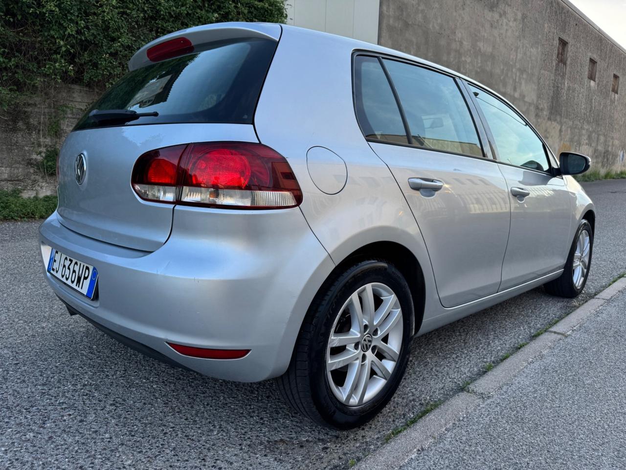 Volkswagen Golf Benzina idonea anche ai neopatentati