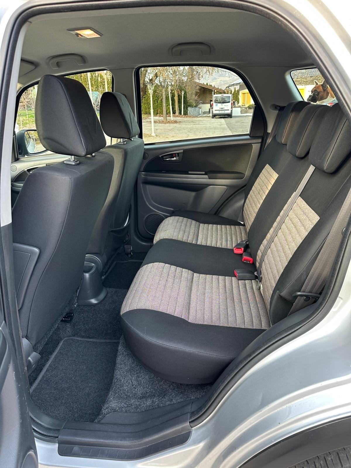 Fiat Sedici 2.0 MJT 16V DPF 4x4 Emotion