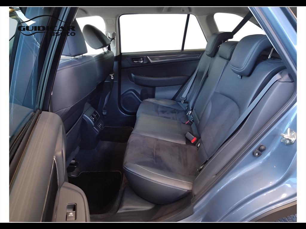 SUBARU Outback V 2018 - Outback 2.5i 4Advanced lineartronic