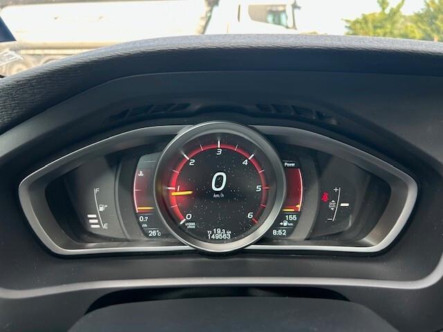 Volvo V40 Cross Country D2 1.6 Ocean Race