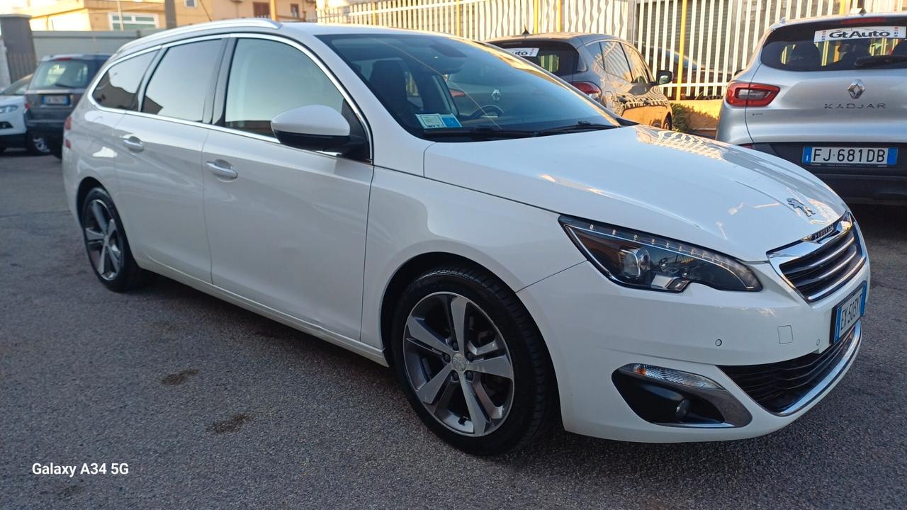 Peugeot 308 1.6 e-HDi 115 CV Stop&Start Allure