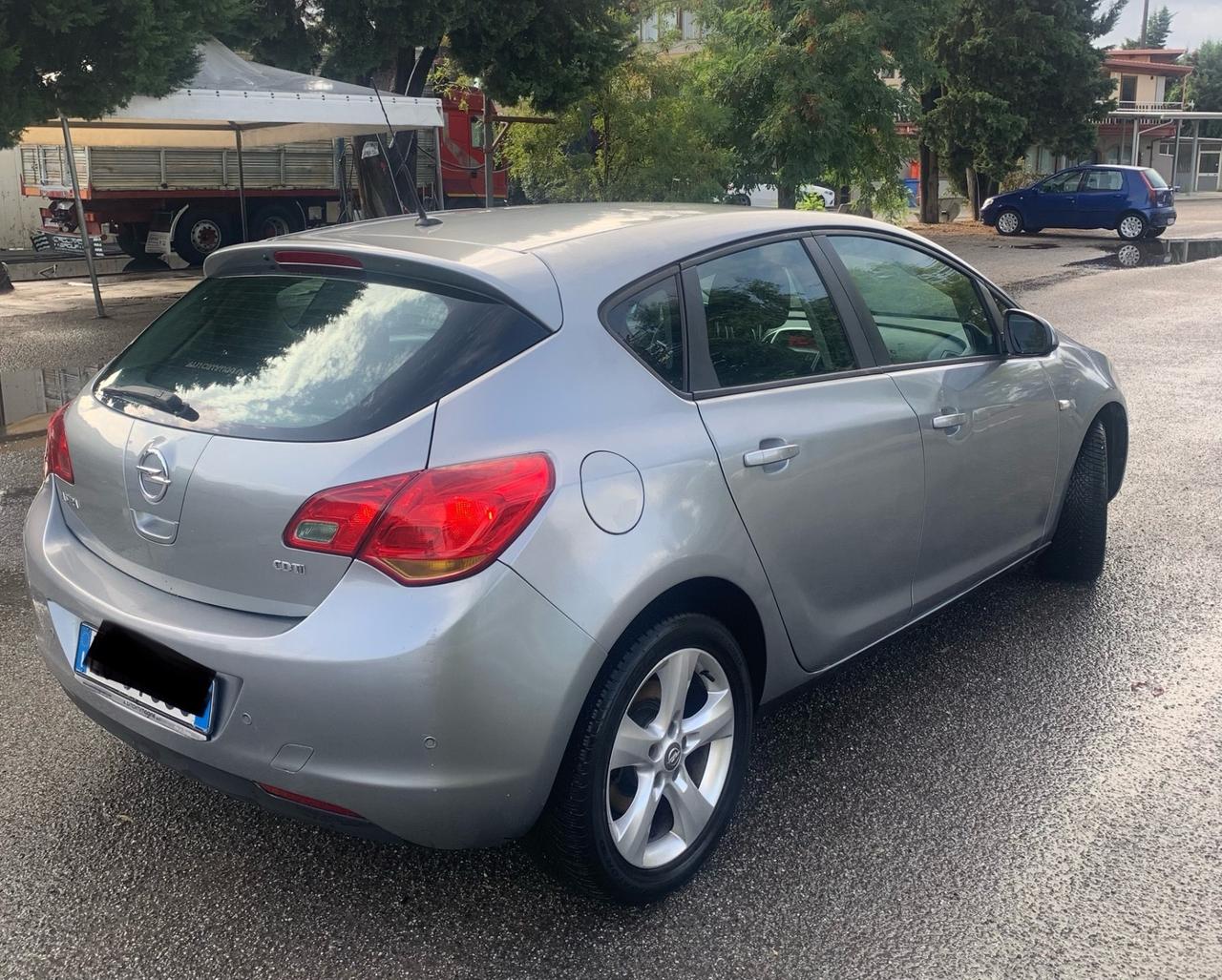 Opel Astra 1.7 CDTI 110CV 5p Cosmo 120000km