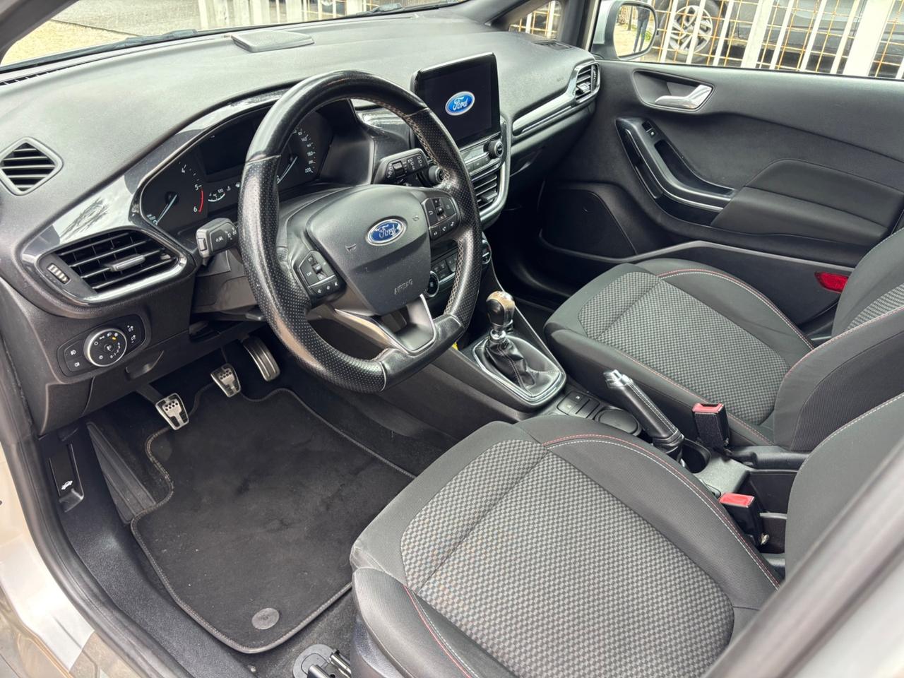 FORD FIESTA 1.5 TDCI ST-LINE STUPENDA